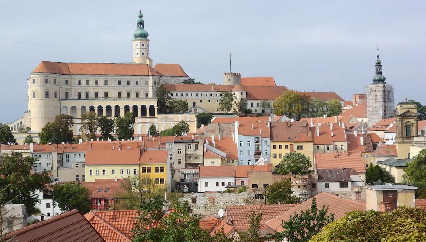 Kombinace aktivního pohybu s relaxací a skvělým vínem