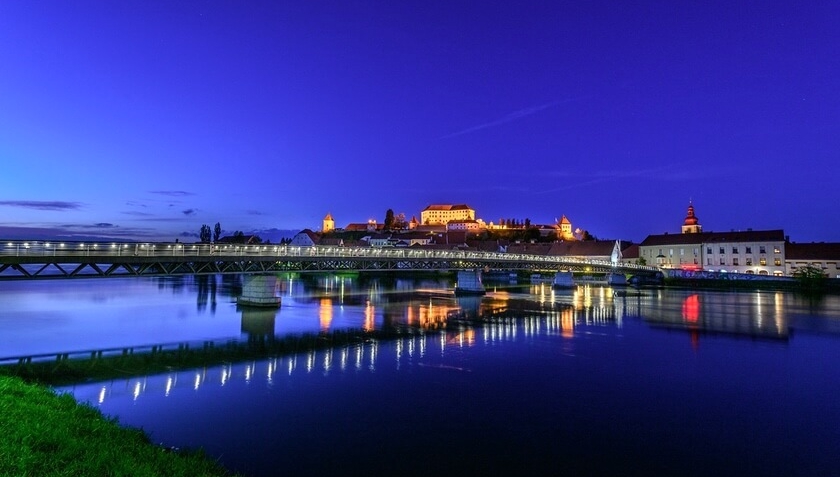 COP Travel Advent v Ljubljani hrad Ptuj