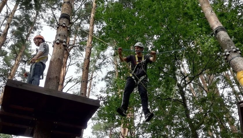 COP Travel Sportovní kurz ve Slověnickém mlýně lanový park